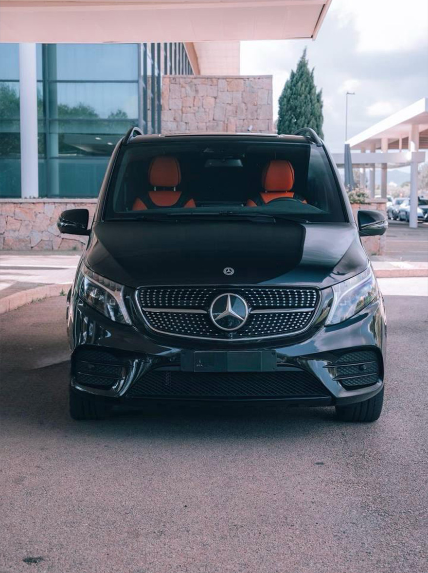 Mercedes V300 Extra Long Rovelver