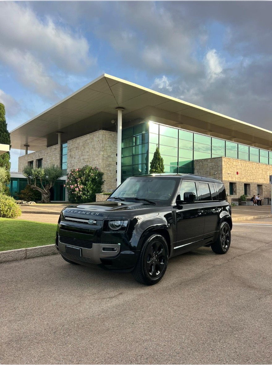 Land Rover Defender X-Dynamic HSE